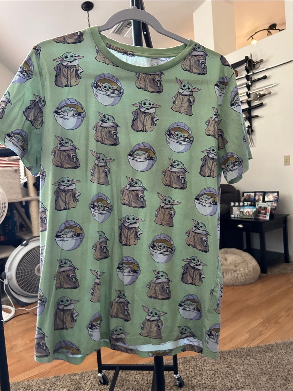 Cakeworthy Star Wars Baby Yoda/ Grogu Graphic Tee